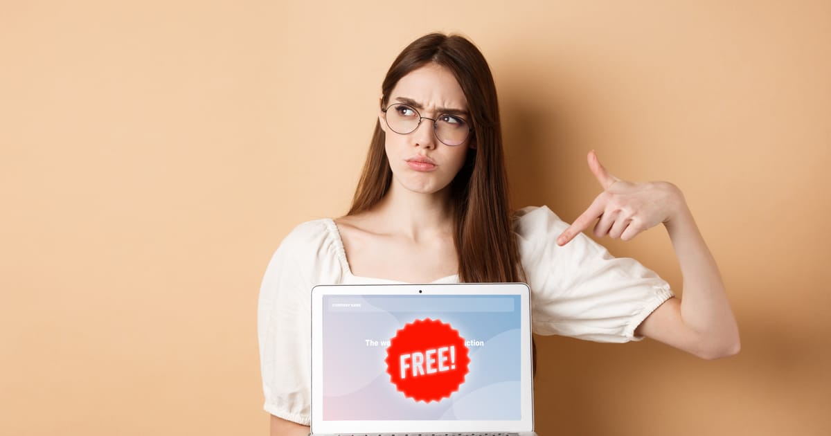 Sito web gratis: conviene davvero? Analisi vantaggi e limiti